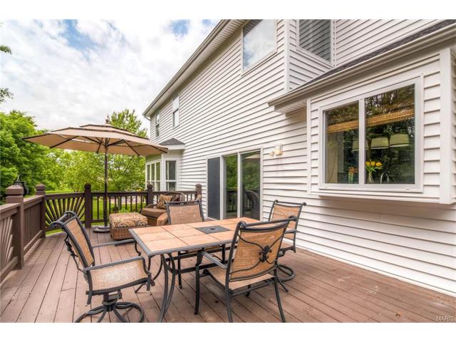 5589 Hennsley Cir, Weldon Spring, MO 63304 photo 26