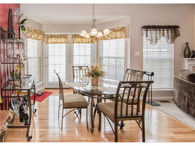 105 Eagle Cv, Saint Charles, MO 63303 photo 5
