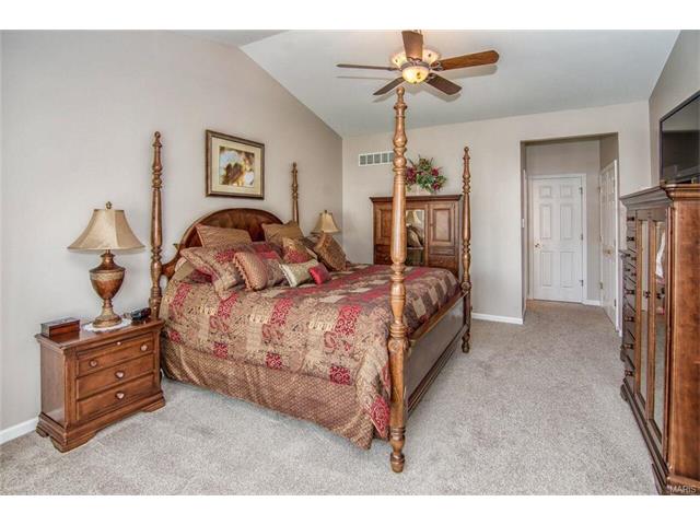 105 Eagle Cv, Saint Charles, MO 63303 photo 10