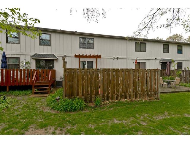 13392 Hiddengarden Ct, Ballwin, MO 63021 photo 28