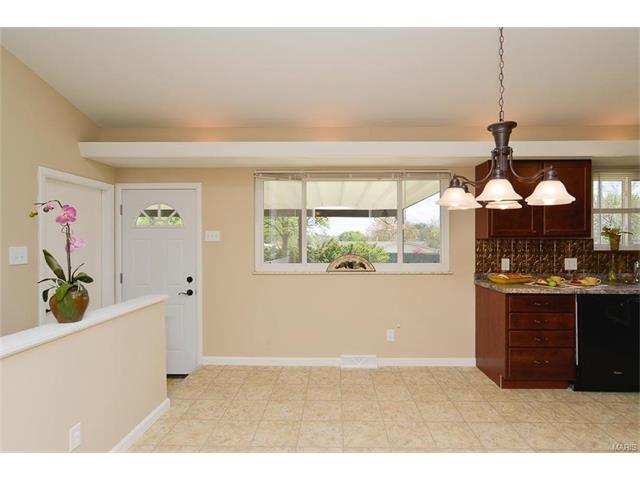 3330 Fee Fee Rd, Bridgeton, MO 63044 photo 11