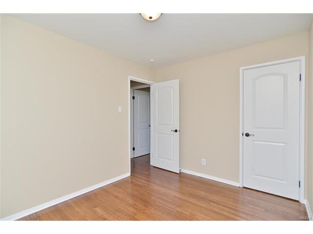 3330 Fee Fee Rd, Bridgeton, MO 63044 photo 14