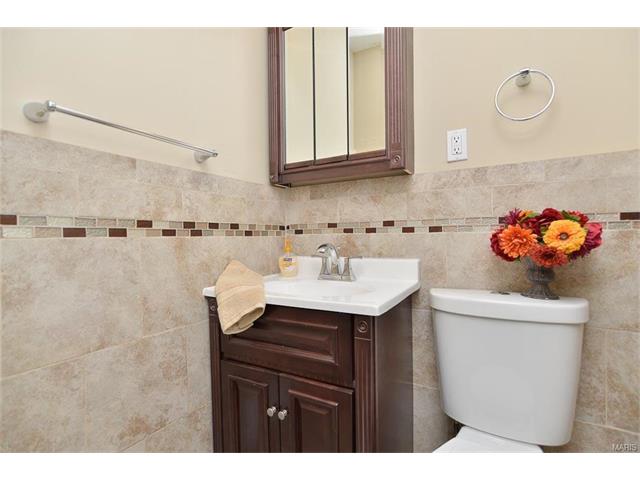 3330 Fee Fee Rd, Bridgeton, MO 63044 photo 8