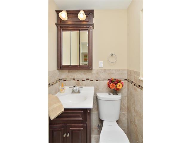 3330 Fee Fee Rd, Bridgeton, MO 63044 photo 9