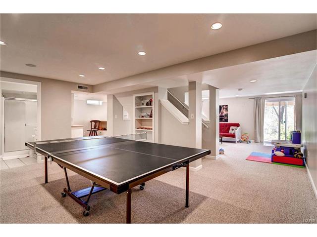 202 Oakwood Ter, Ballwin, MO 63021 photo 24