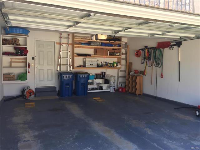 202 Oakwood Ter, Ballwin, MO 63021 photo 33