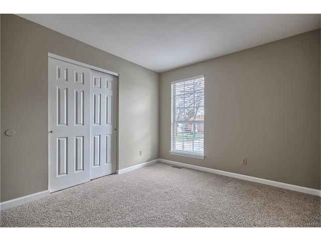 117 Bonnybridge Ct, Ellisville, MO 63021 photo 9