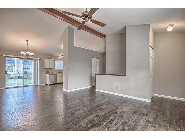 117 Bonnybridge Ct, Ellisville, MO 63021 photo 8