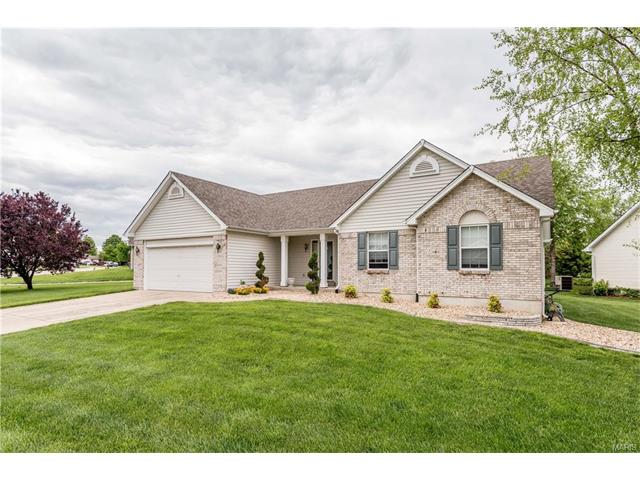 1237 Summer Lynne Dr, O'fallon, MO 63366 photo 2