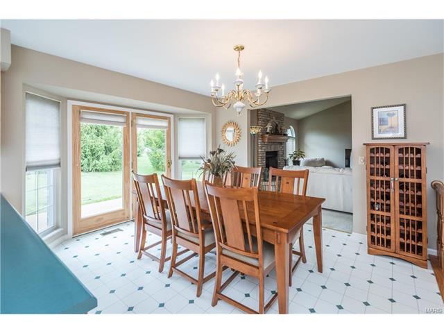 1237 Summer Lynne Dr, O'fallon, MO 63366 photo 12