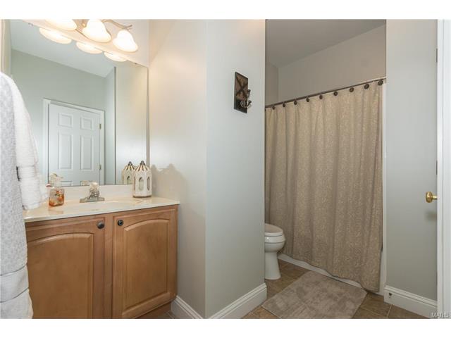 1038 Kiefer Ridge Dr, Ballwin, MO 63021 photo 25