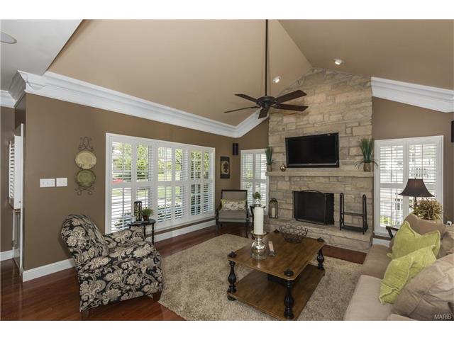 1038 Kiefer Ridge Dr, Ballwin, MO 63021 photo 14