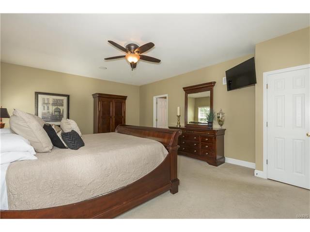 1038 Kiefer Ridge Dr, Ballwin, MO 63021 photo 20