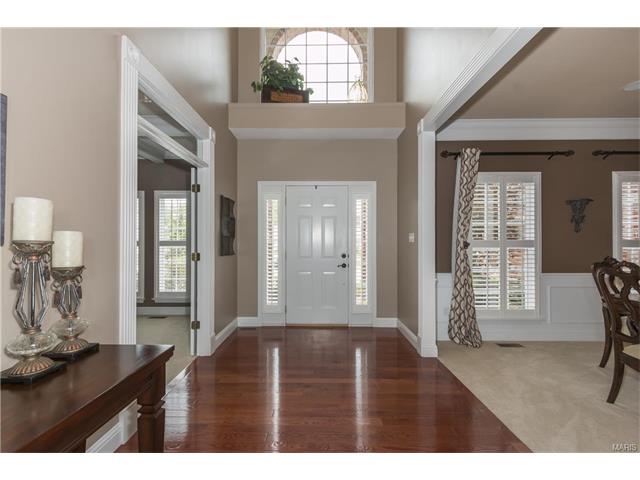 1038 Kiefer Ridge Dr, Ballwin, MO 63021 photo 3