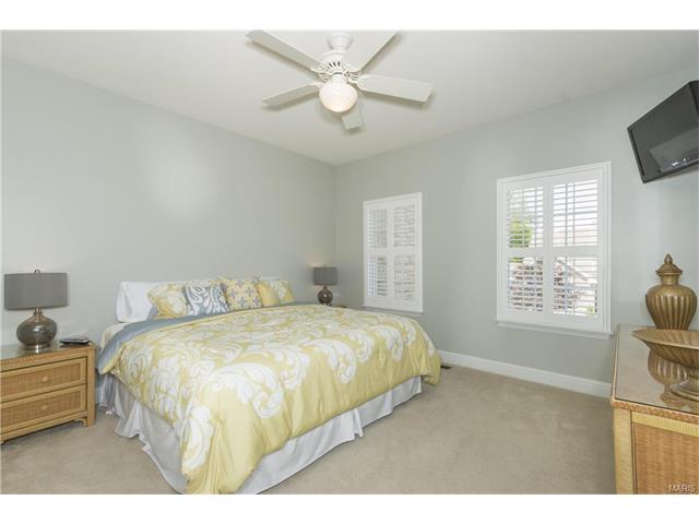 1038 Kiefer Ridge Dr, Ballwin, MO 63021 photo 24