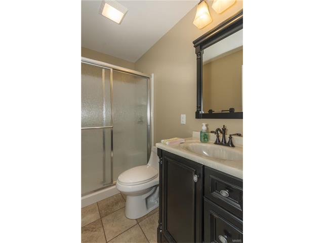 1038 Kiefer Ridge Dr, Ballwin, MO 63021 photo 38