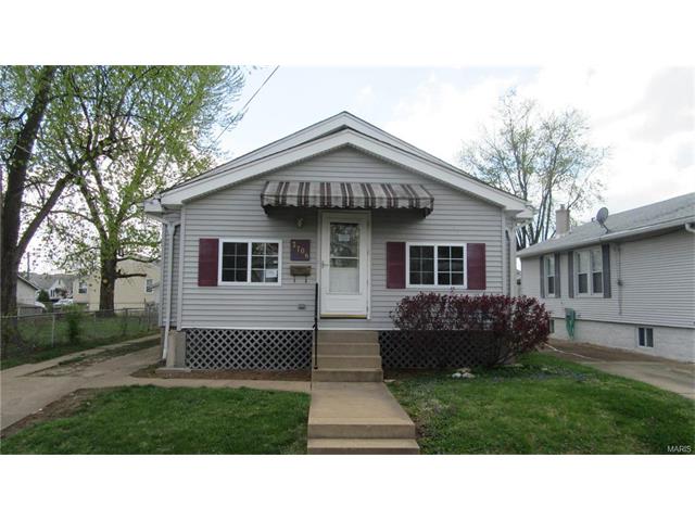 3706 Risch Ave, Saint Louis, MO 63125 photo 1