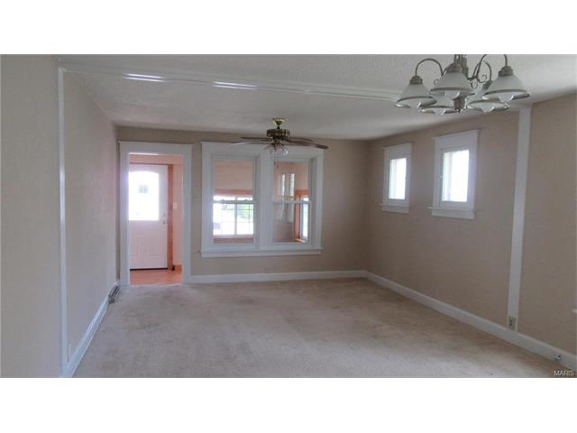 3706 Risch Ave, Saint Louis, MO 63125 photo 3