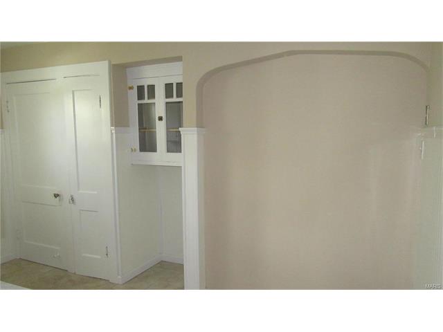 3706 Risch Ave, Saint Louis, MO 63125 photo 5
