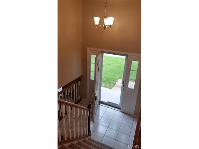 512 Durango Dr, O'fallon, MO 63368 photo 2