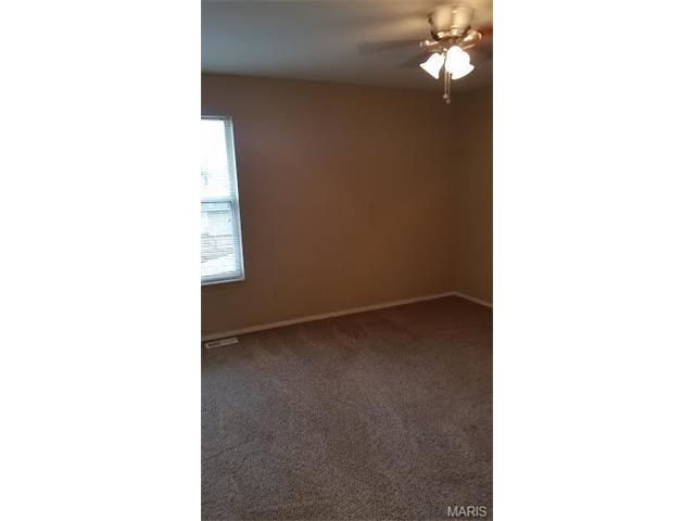512 Durango Dr, O'fallon, MO 63368 photo 19