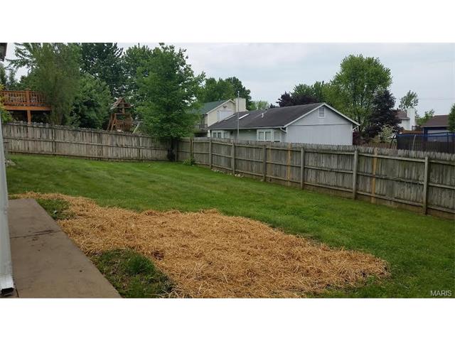 512 Durango Dr, O'fallon, MO 63368 photo 17
