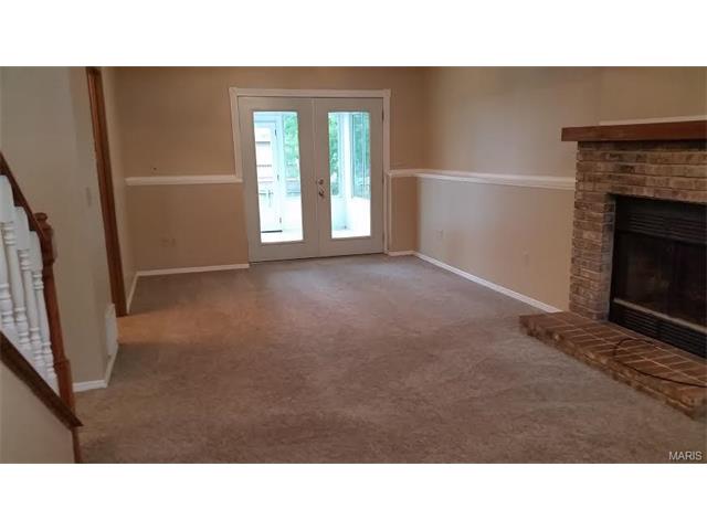 512 Durango Dr, O'fallon, MO 63368 photo 7