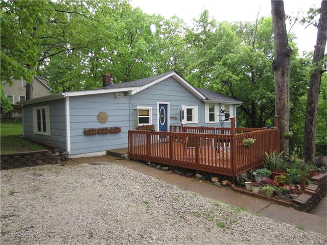 1827 Opeechee Bch, Pacific, MO 63069 photo 1