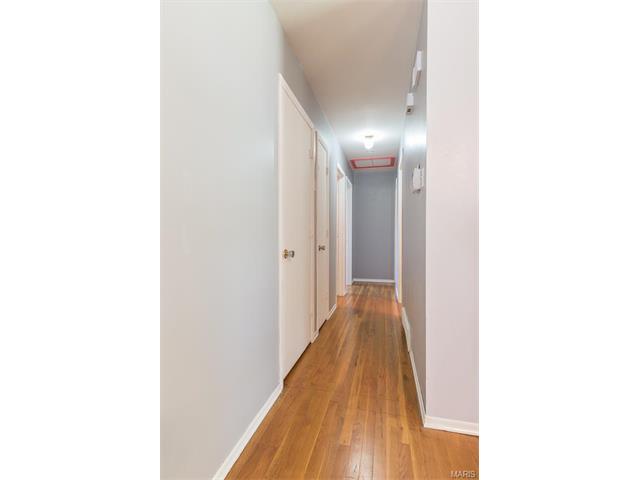 9502 Minerva Ave, Saint Louis, MO 63114 photo 14