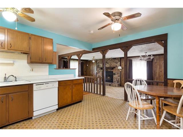 9502 Minerva Ave, Saint Louis, MO 63114 photo 11