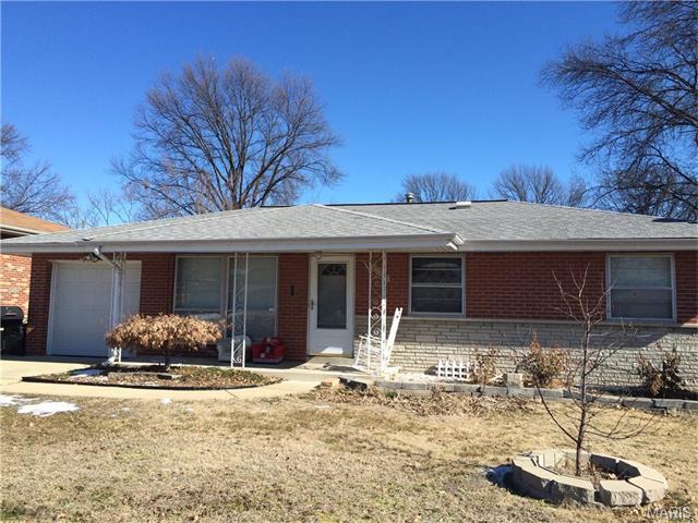 1237 Hawkstone Ln, Saint Louis, MO 63125 photo 1