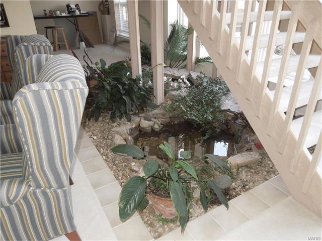 981 Timber Gln, Ballwin, MO 63021 photo 33