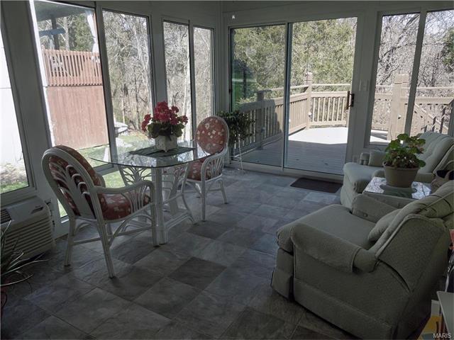 981 Timber Gln, Ballwin, MO 63021 photo 14
