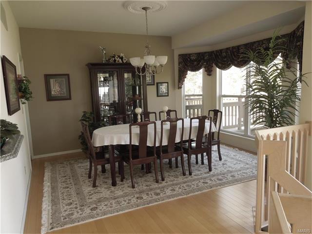 981 Timber Gln, Ballwin, MO 63021 photo 18