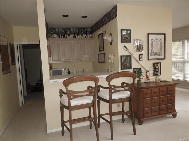 981 Timber Gln, Ballwin, MO 63021 photo 29