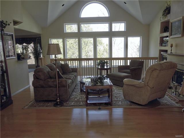 981 Timber Gln, Ballwin, MO 63021 photo 7