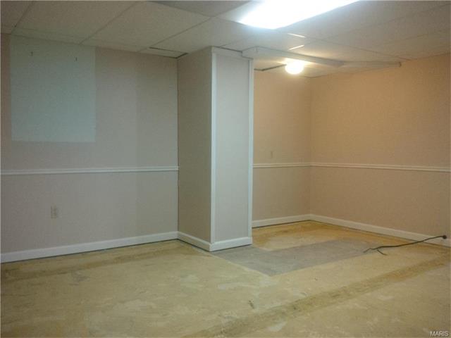 568 Oak Ridge Trl, Ballwin, MO 63021 photo 18