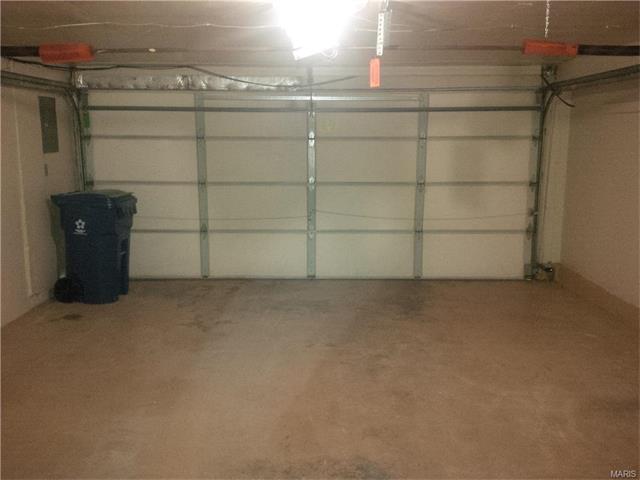 568 Oak Ridge Trl, Ballwin, MO 63021 photo 21