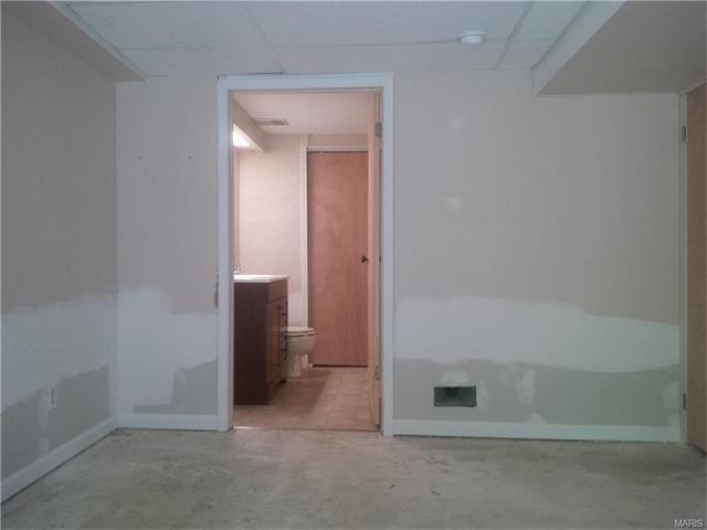 568 Oak Ridge Trl, Ballwin, MO 63021 photo 15