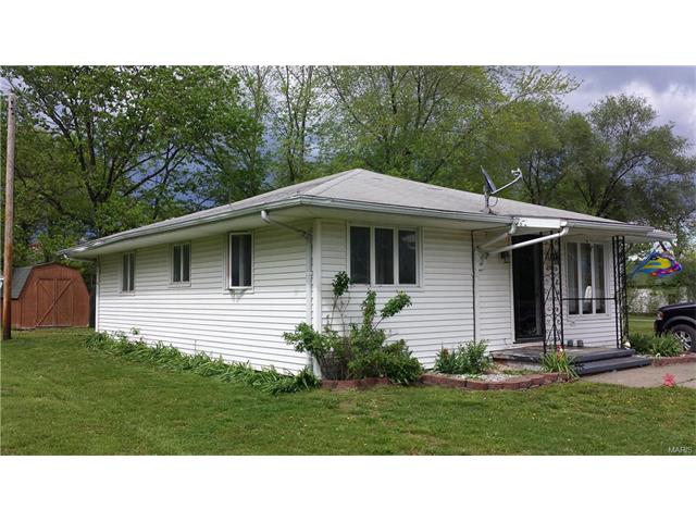 203 W Cooper, Madison, MO 65263 photo 1