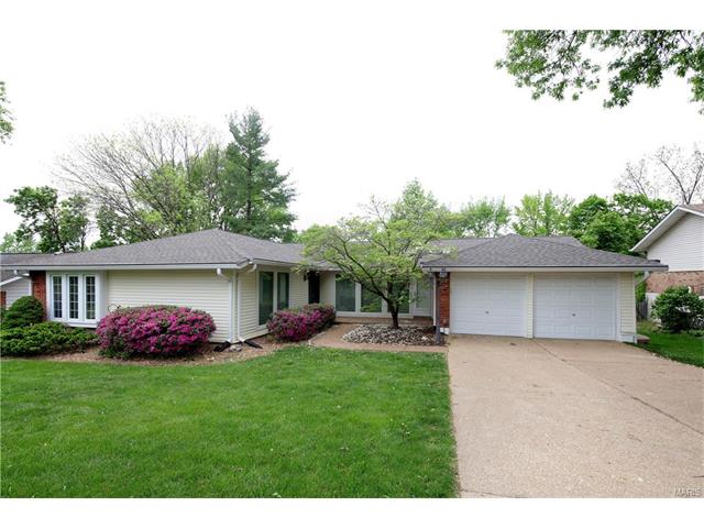621 Spring Meadow Dr, Ballwin, MO 63011 photo 1