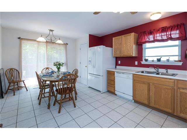 767 Top Notch Ln, Eureka, MO 63025 photo 5