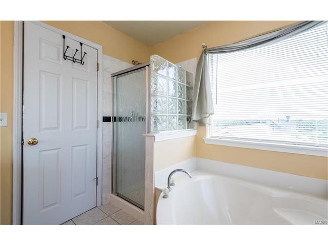 767 Top Notch Ln, Eureka, MO 63025 photo 11