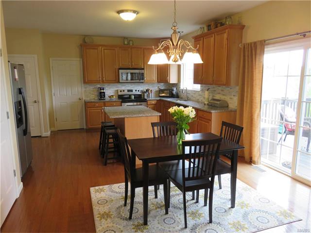 2 Doe Valley Ct, O'fallon, MO 63366 photo 5