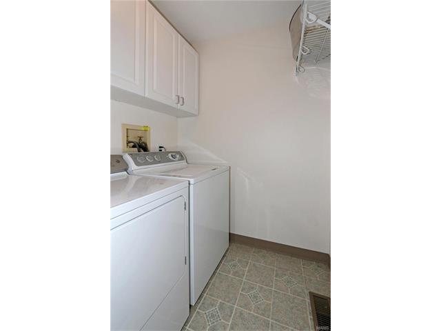 811 Stone Canyon Dr, Ballwin, MO 63021 photo 20
