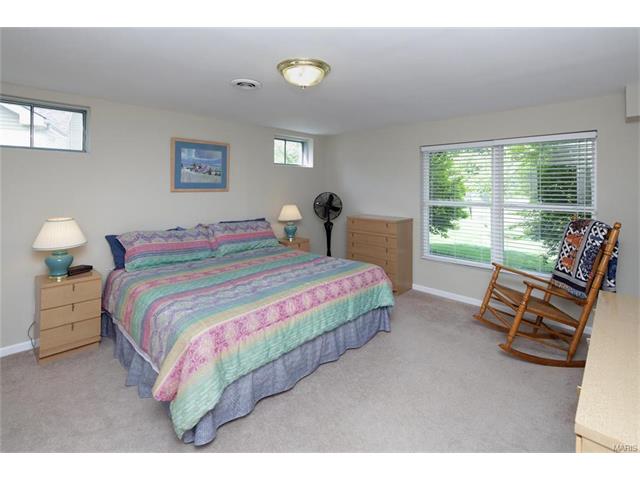 939 Crown Pointe Estates Dr, Wildwood, MO 63021 photo 25