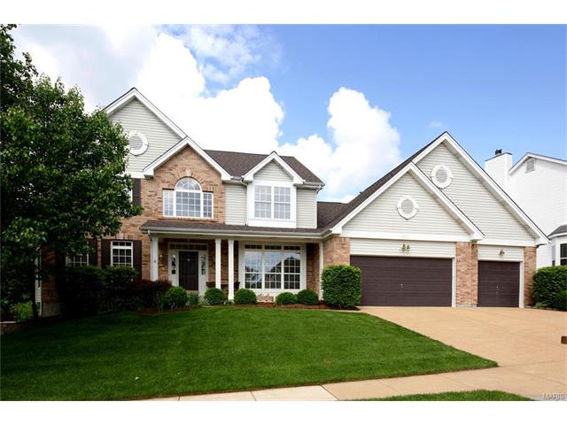 939 Crown Pointe Estates Dr, Wildwood, MO 63021 photo 1