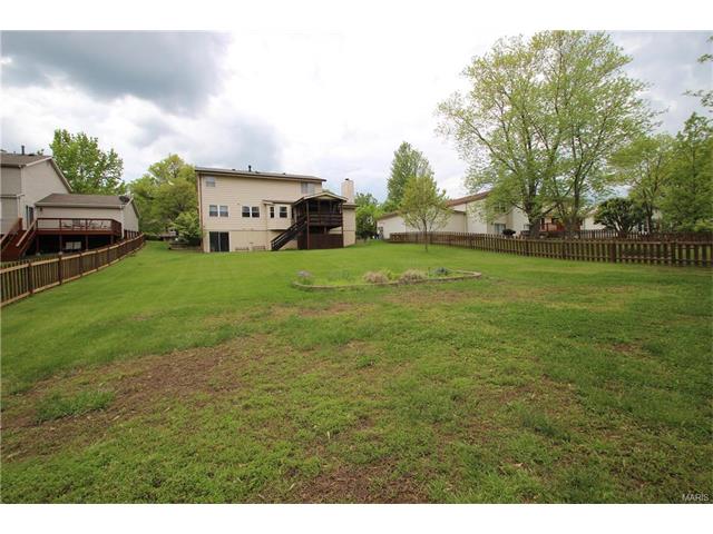 717 Oak Meadows Ct, Ballwin, MO 63021 photo 26