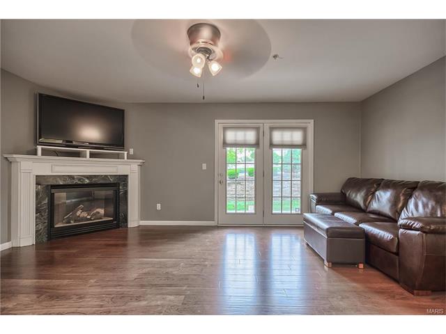 100 Towne Square Ct #B, Eureka, MO 63025 photo 10