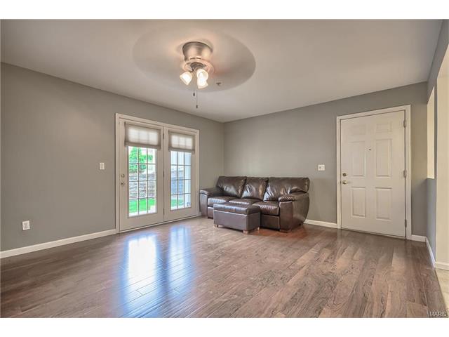 100 Towne Square Ct #B, Eureka, MO 63025 photo 11